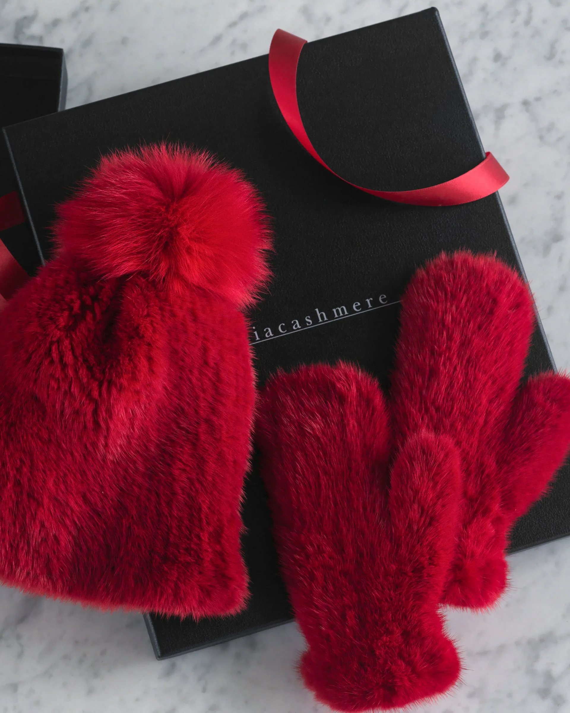 Lusso Mink Mittens