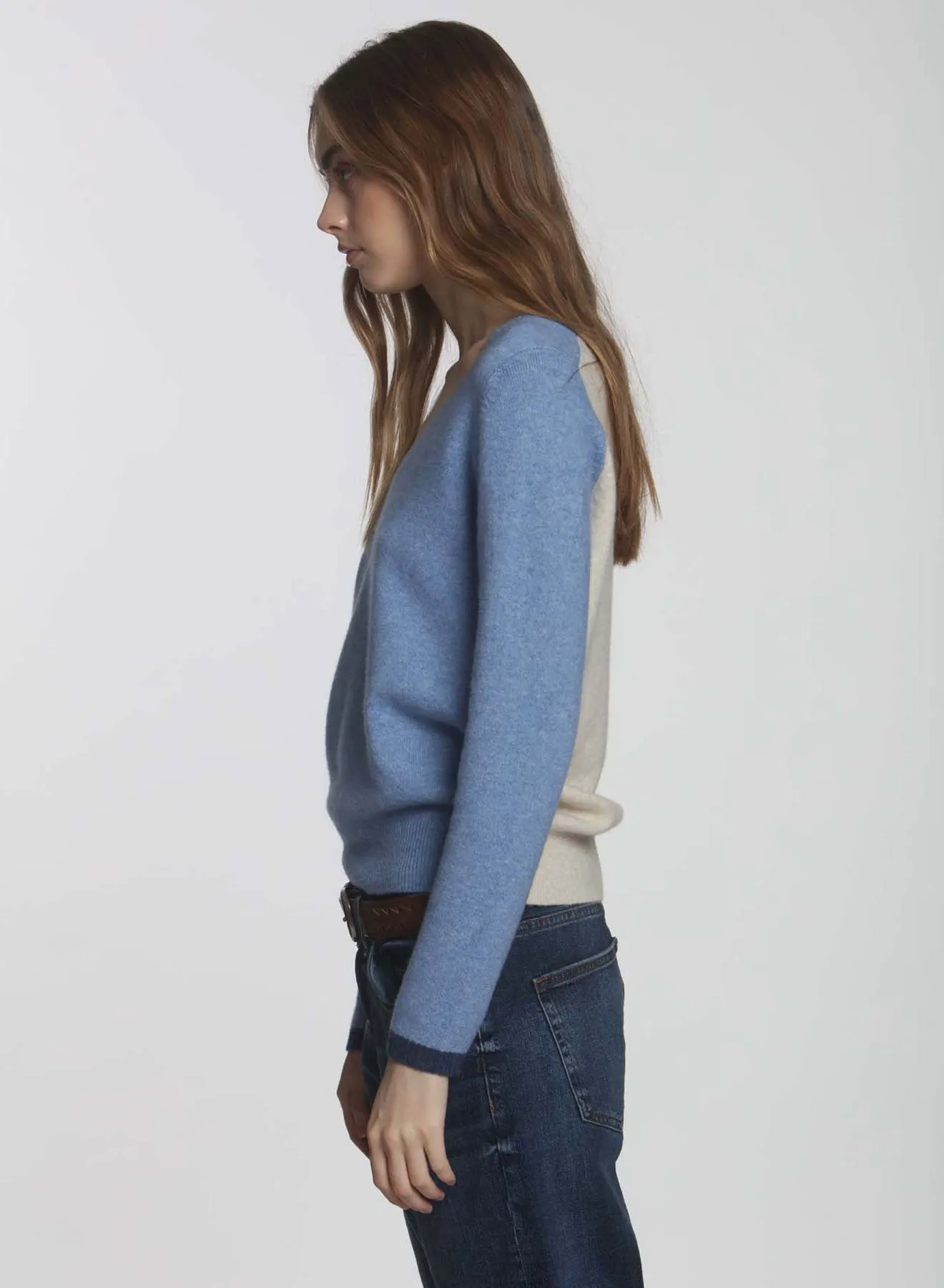 Nellie Cozy Vee - Blue/ecru