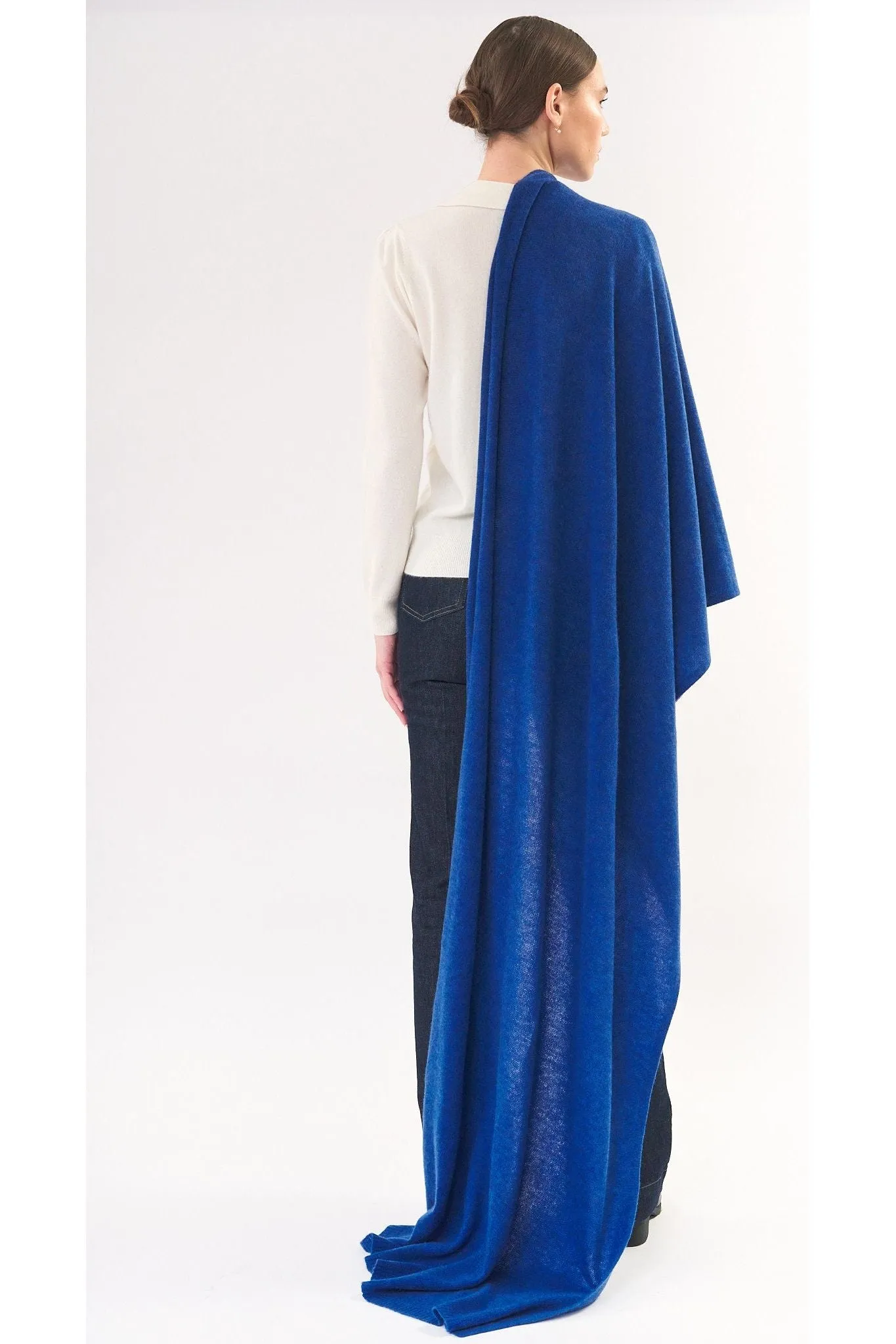 Robertson Madison 100% Cashmere Travel Wrap | Royal Blue