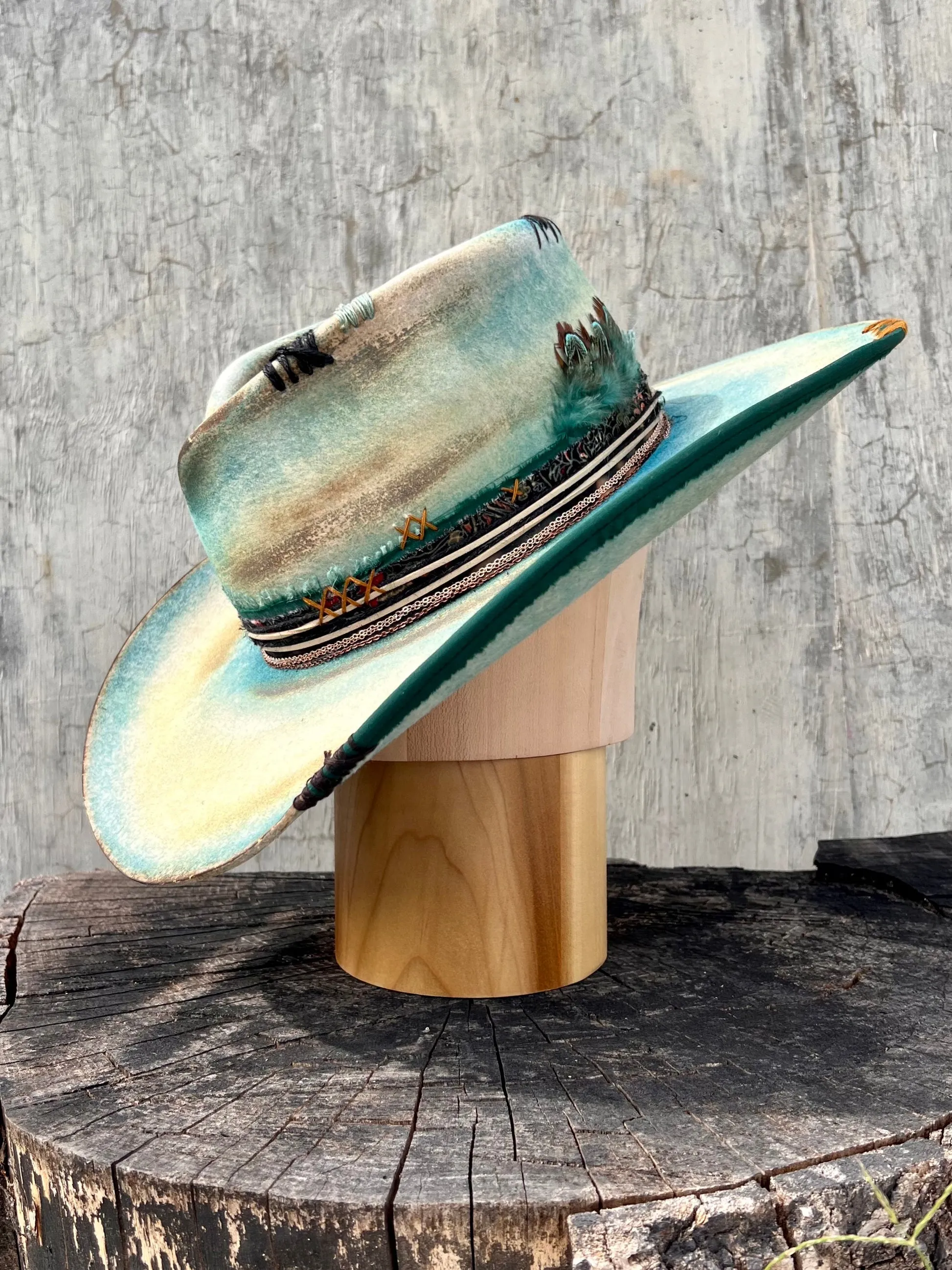 Tempered Teal Vintage Wide-Brimmed Felt Hat