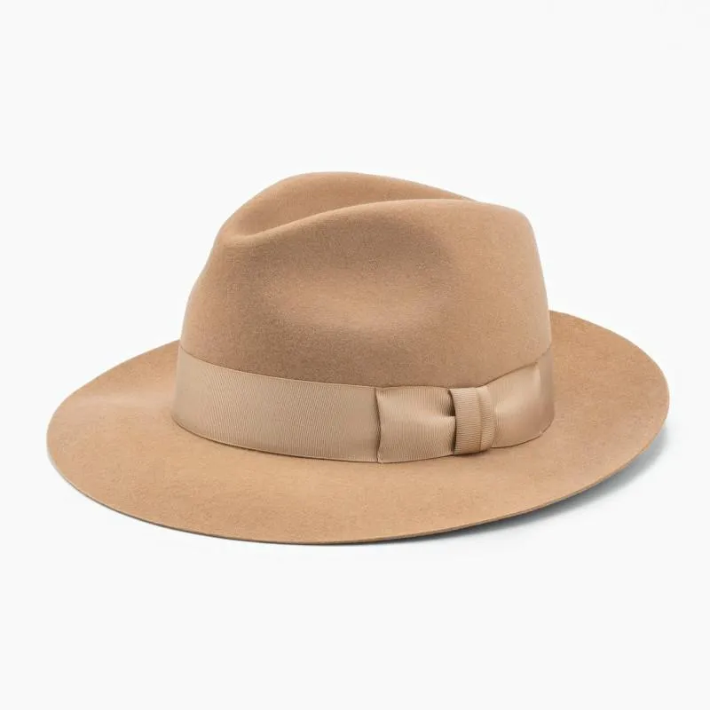 Trendy Classic Felt Fedora in Camel